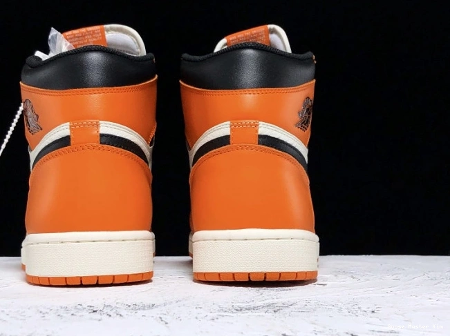 Shattered 555088-113 1 Air Backboard Away Jordan 0526